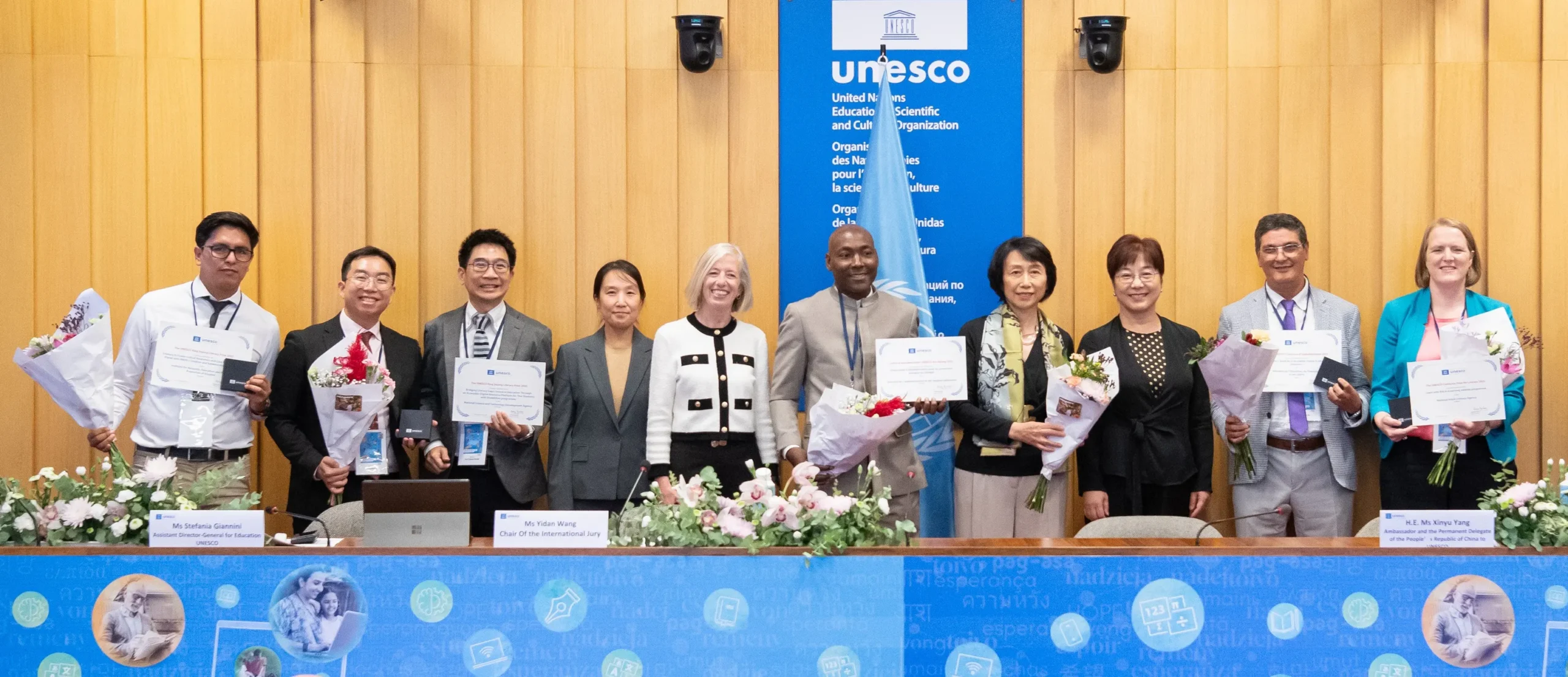 Proyectos premiados en la ceremonia de la UNESCO donde el INEPE fue reconocido con el Premio de Alfabetización Rey Sejong 2025